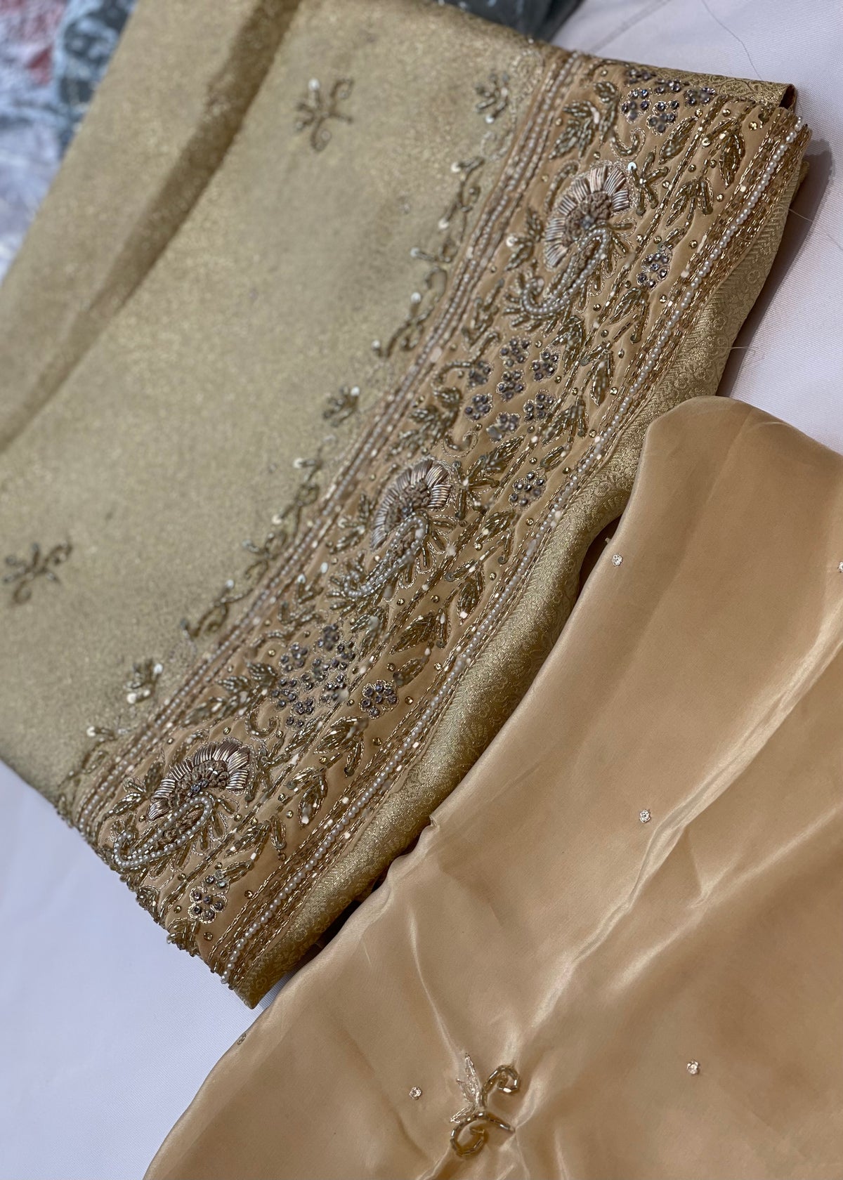Kheenkhab Unstitched Suit