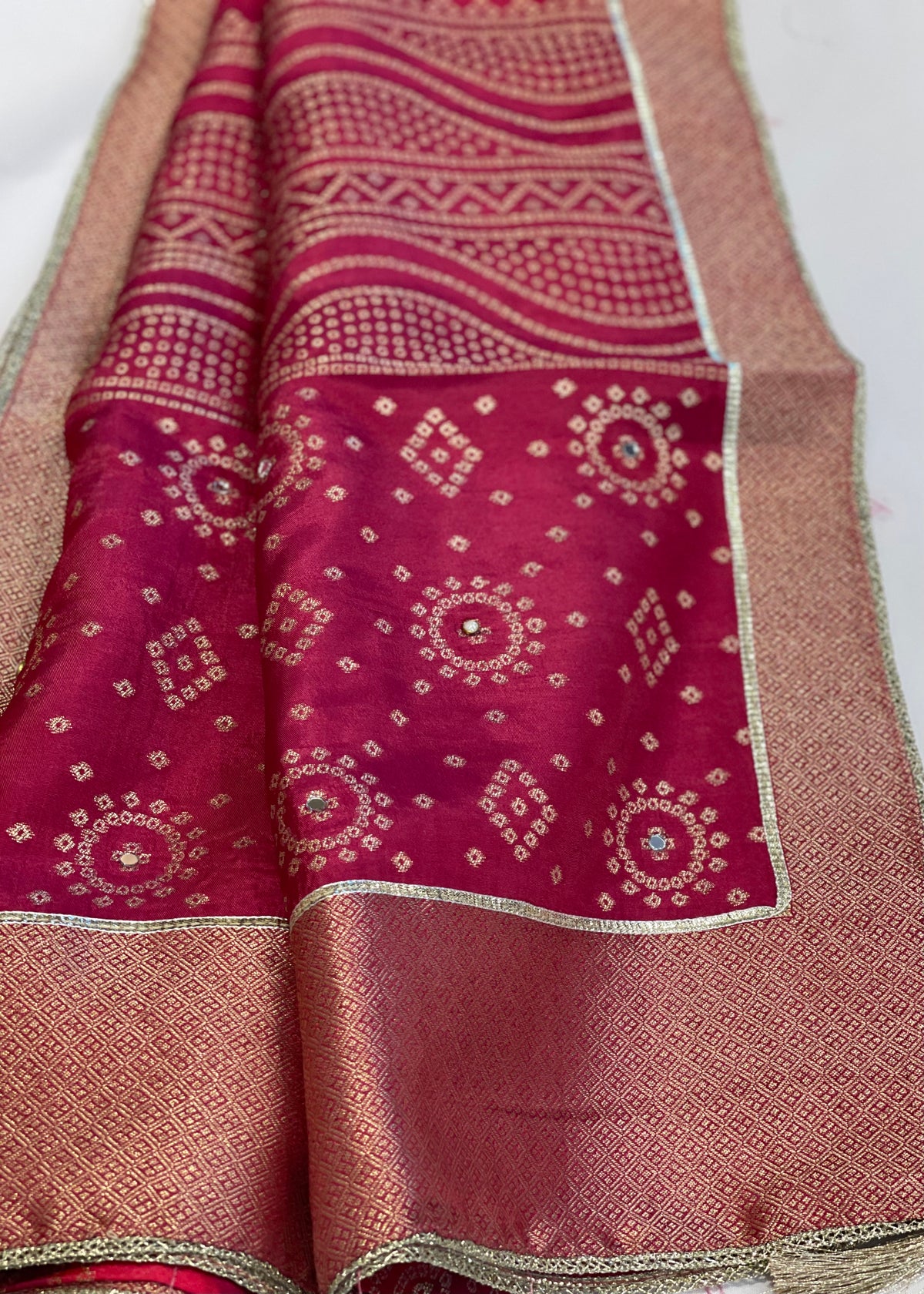 Yellow pink unstitched Suit