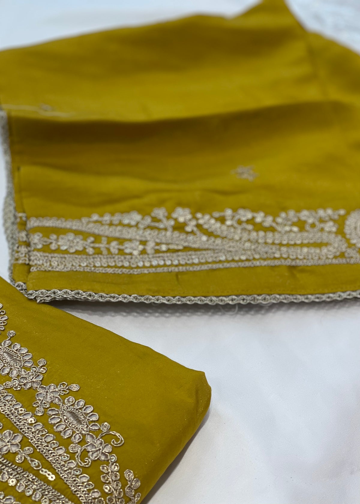 Embroidered Unstitched Suit