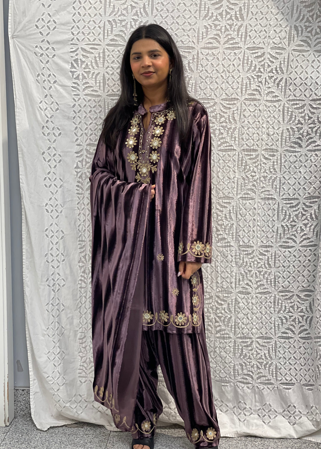 Deep Plum Velvet Mirror & Embroidery Work Salwar Suit Set