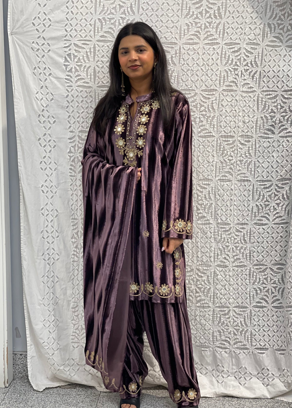 Deep Plum Velvet Mirror & Embroidery Work Salwar Suit Set