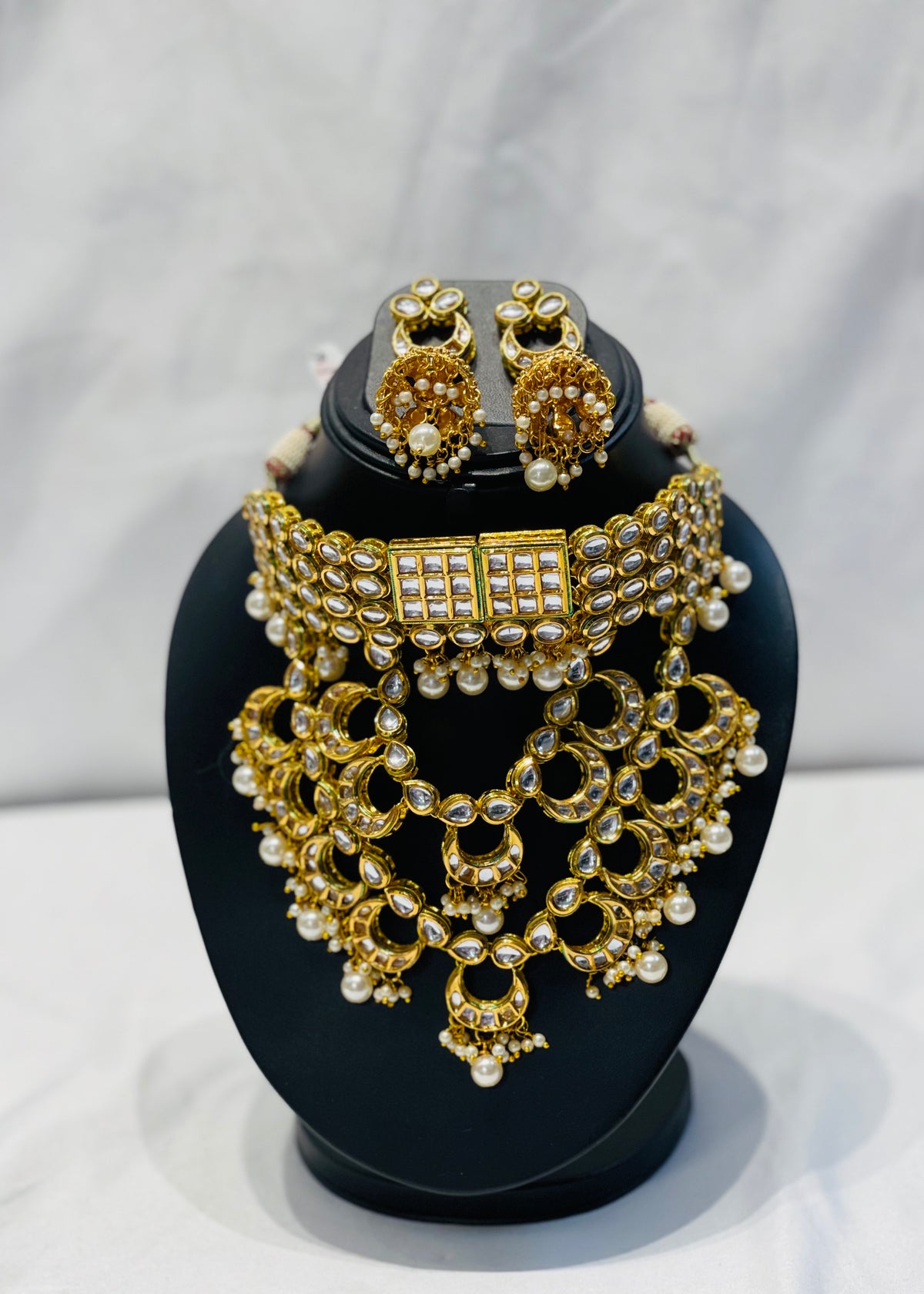 Kundan Choker set