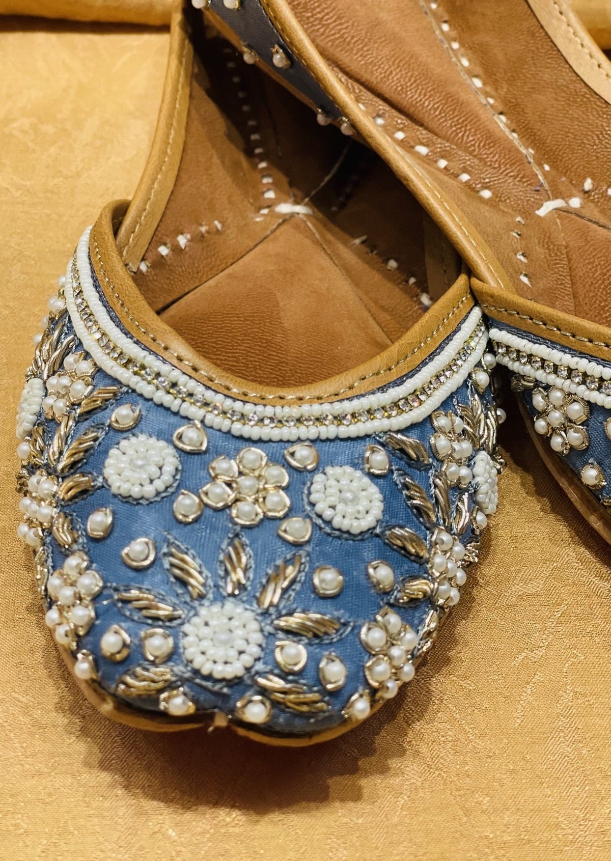 Grey Punjabi Jutti