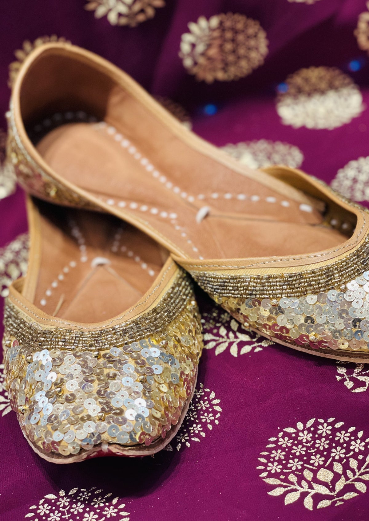 Golden Punjabi Jutti